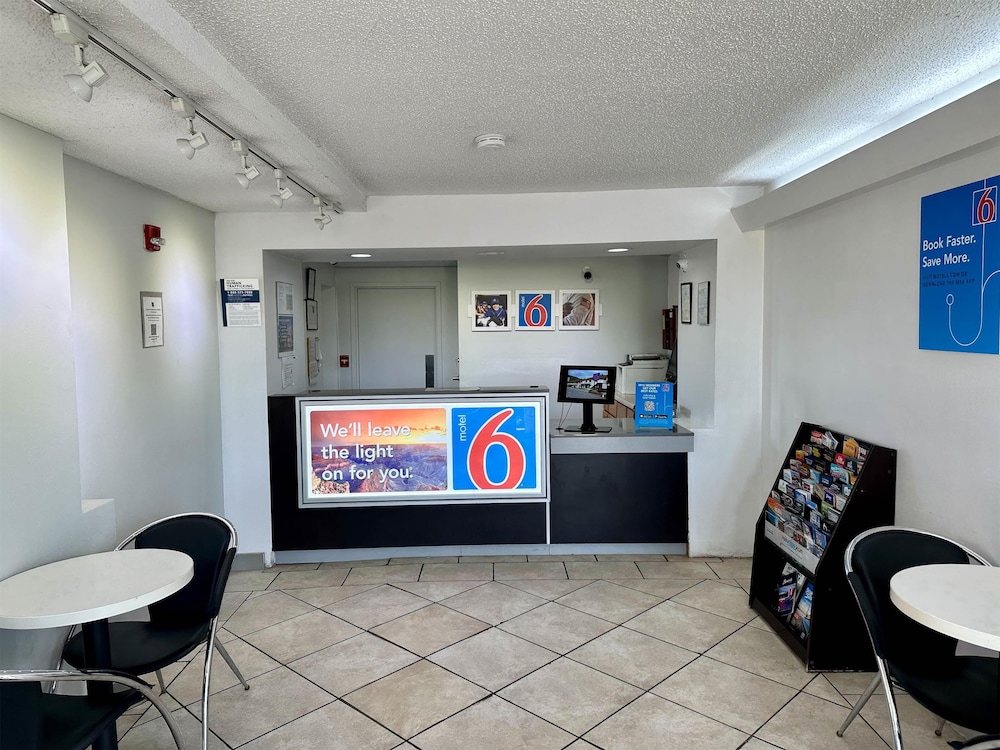 Motel6 West Monroe, LA 12/60