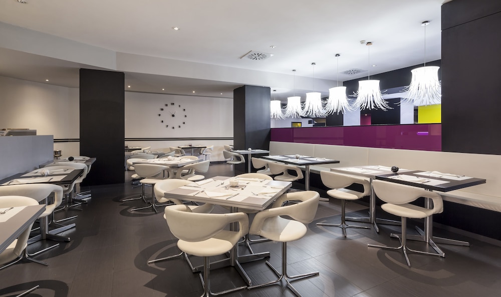 Ilunion Bel Art Hotel 35/47