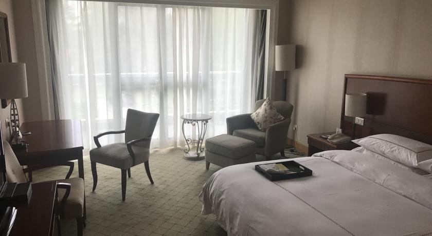 Business, Double or Twin Bed