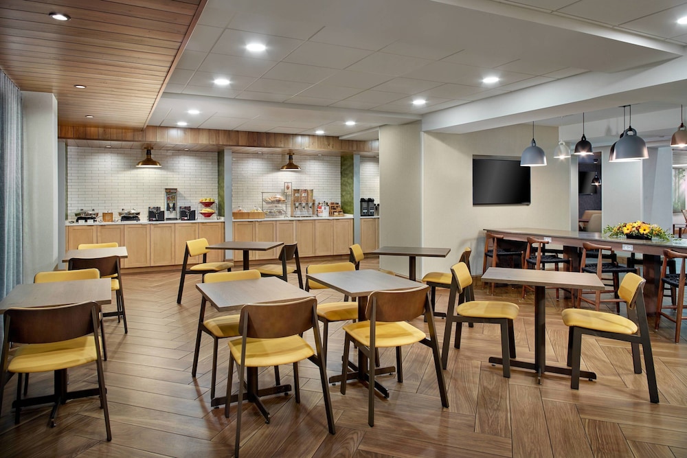 Fairfield Inn Suites By Marriott Asheville South Biltmore 16/19