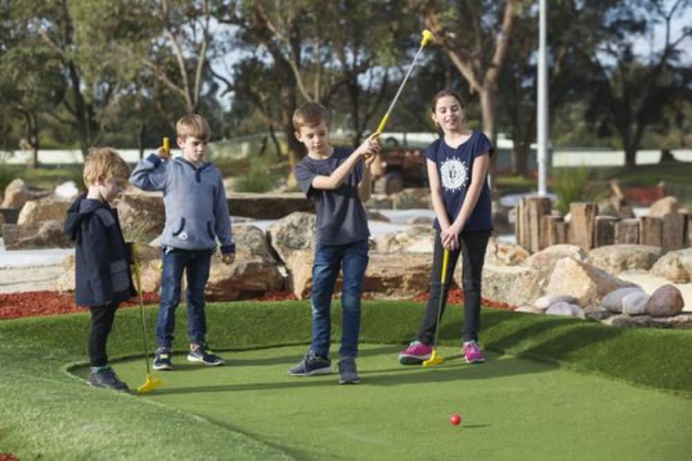 Novotel Swan Valley Vines Resort 33/61