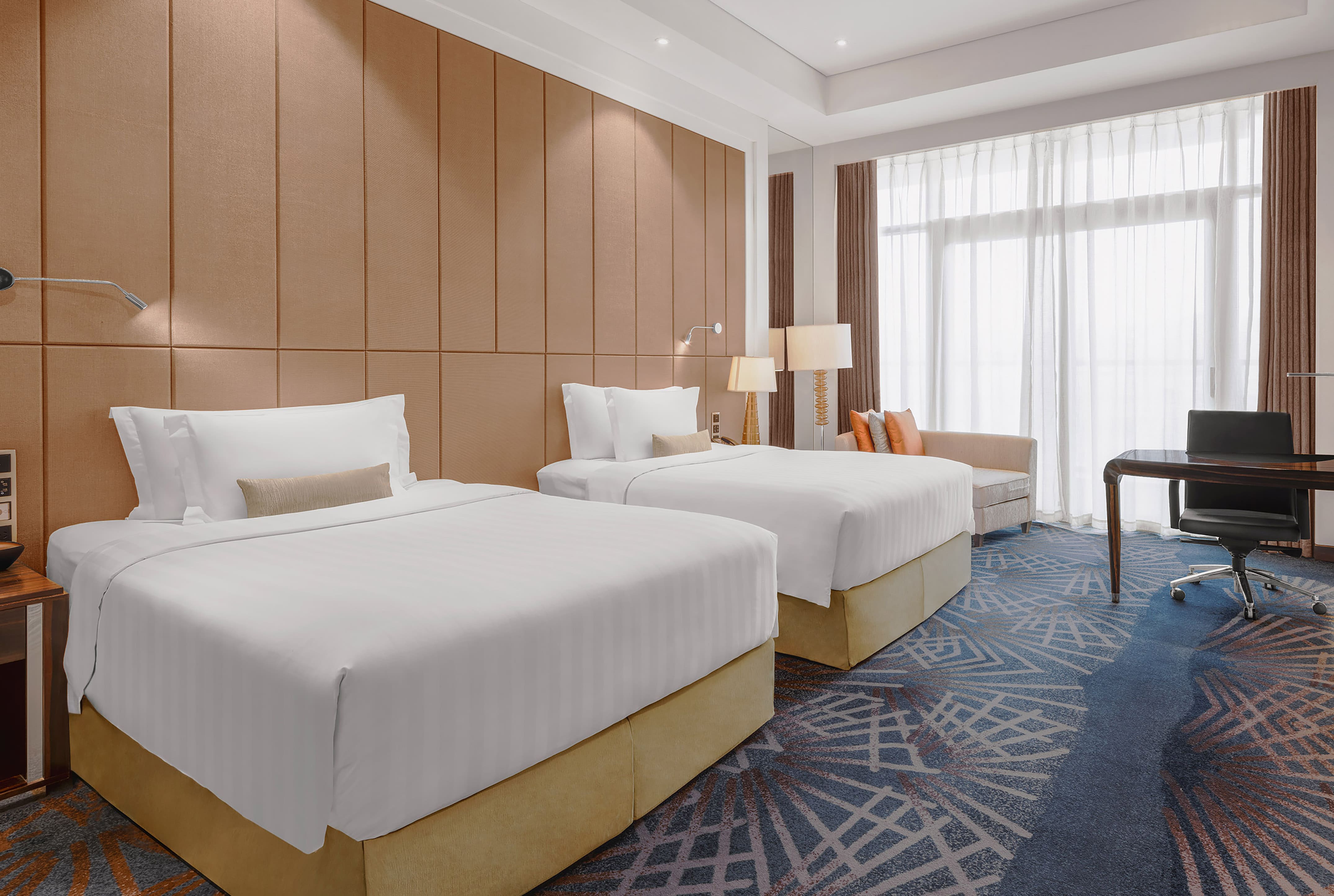 2 Bedrooms, Red Level, Connecting, Deluxe, Suite