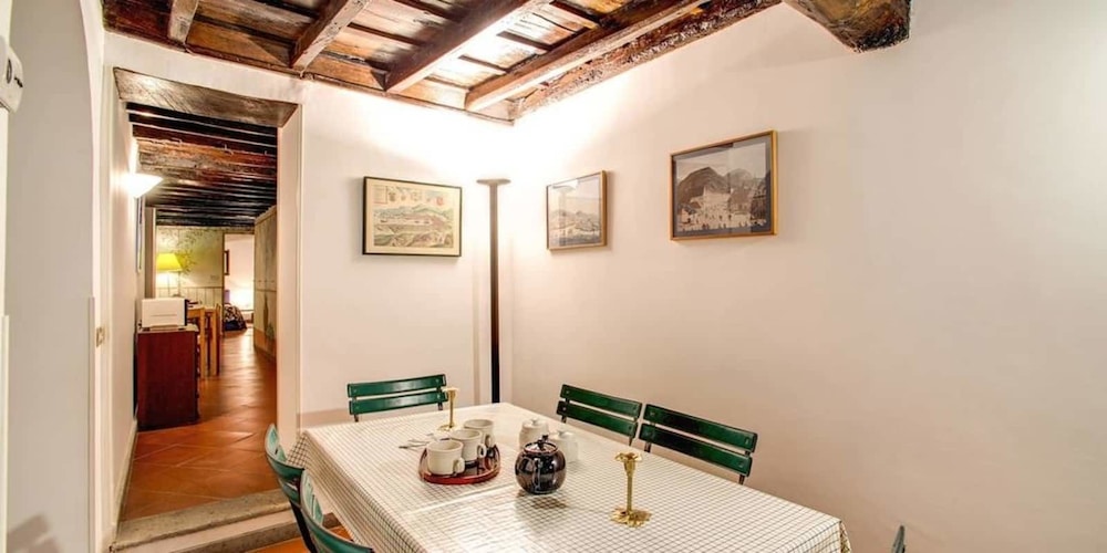 Cartari Elegant Suite Piazza Navona 7/21