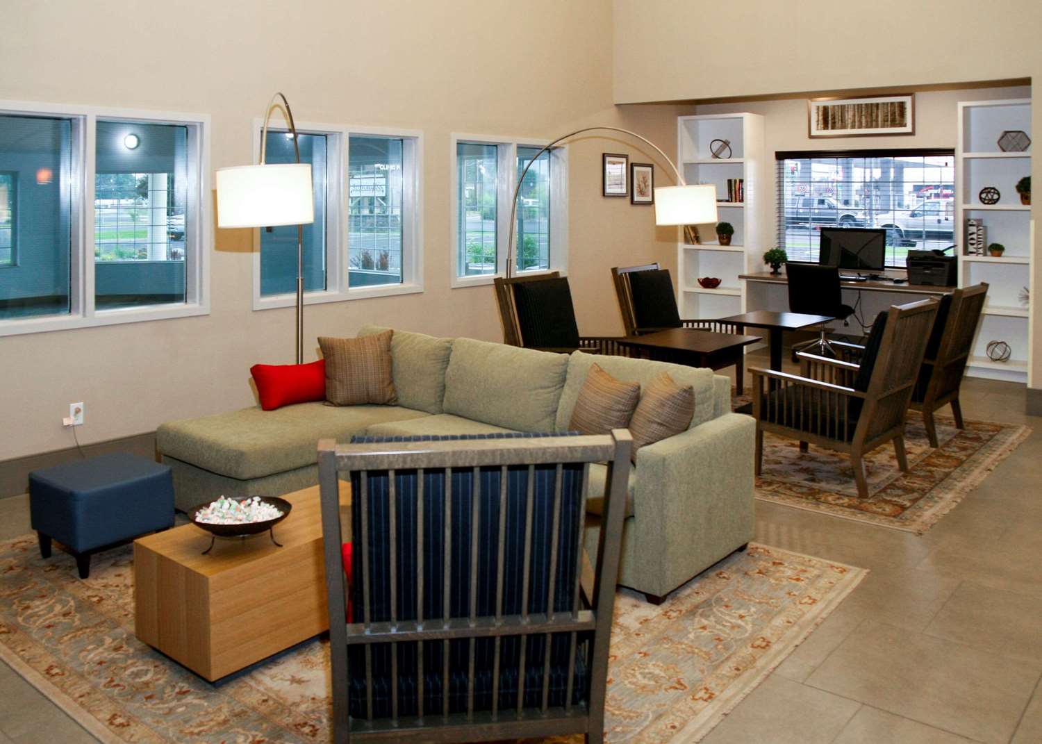 Country Inn & Suites by Radisson, Prineville, OR 10/21