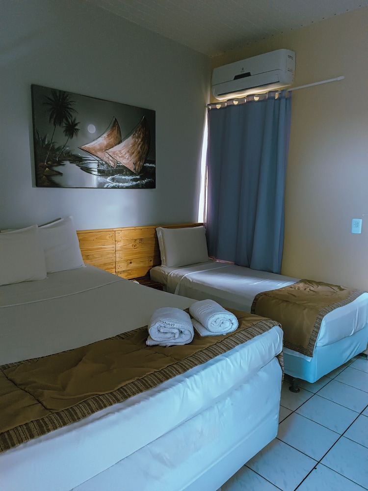 Center 1 Hotel 17/50
