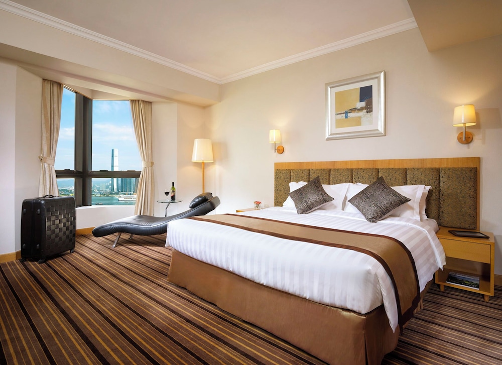The Harbourview 24/71