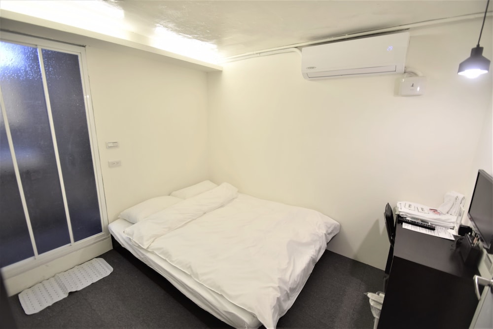 Inn Cube Taipei Main Station 2/36