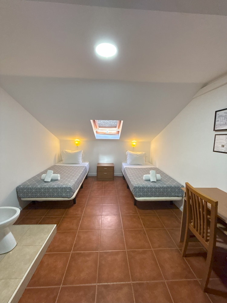 Hotel Pouso Dos Anjos 25/50