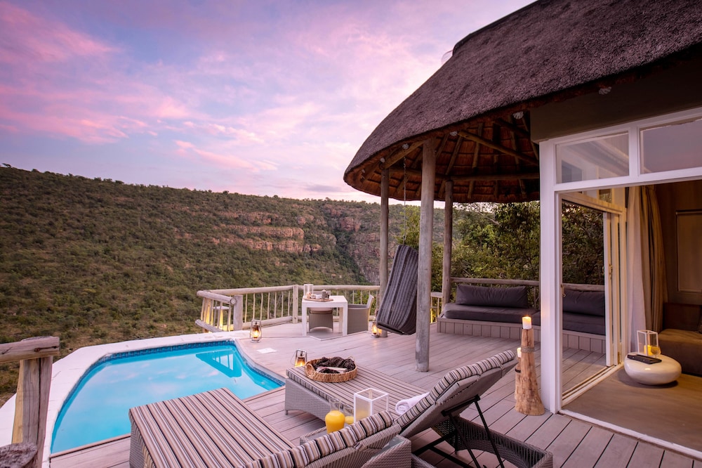 Clifftop Exclusive Safari Hideaway 3/37