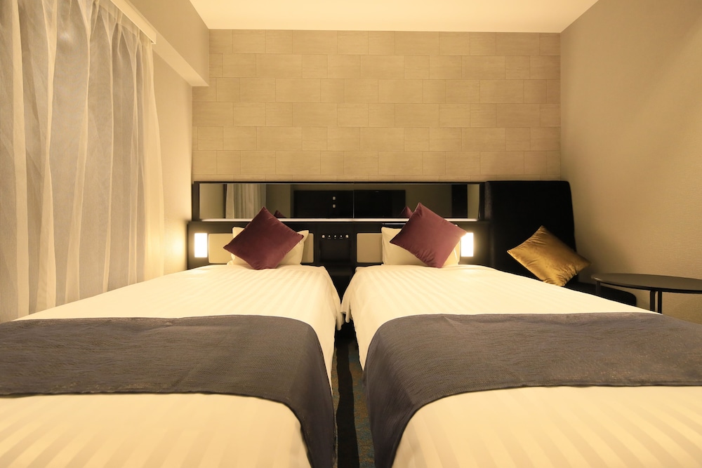 STANDARD, TWIN BEDS