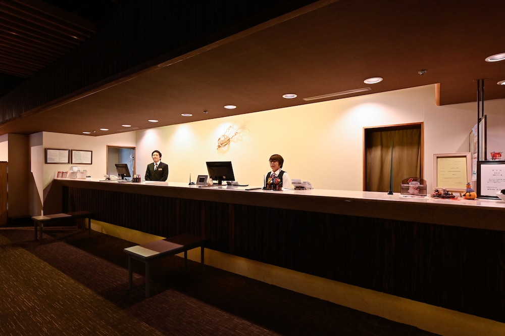Yuze Hotel 7/62