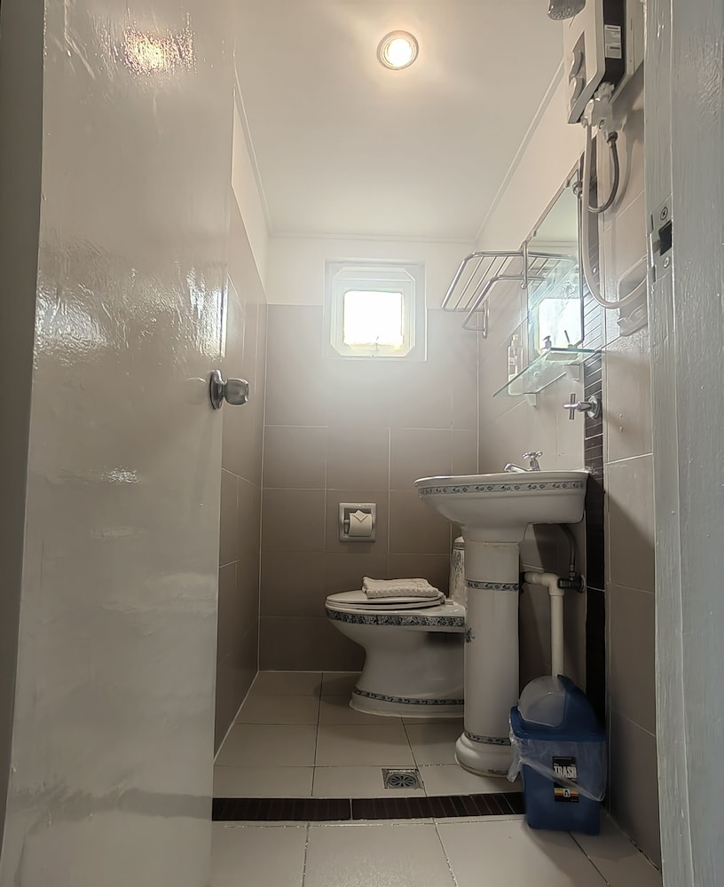 Mecasa Hotel 33/34