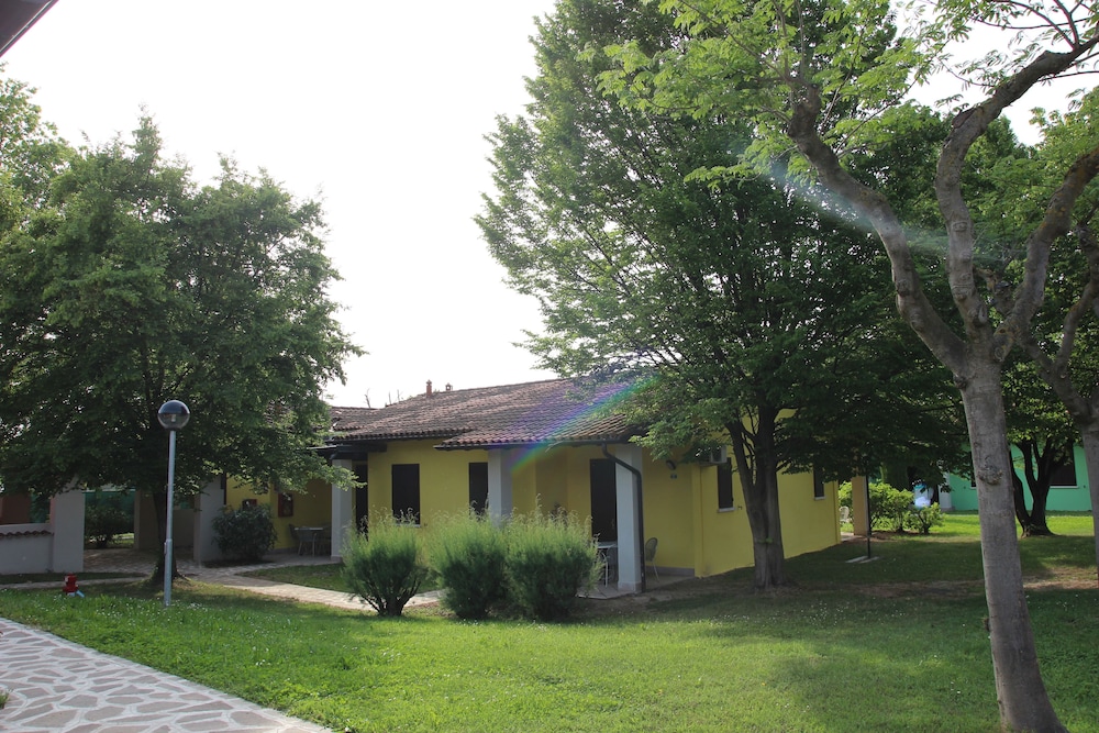 The Garda Village 39/55