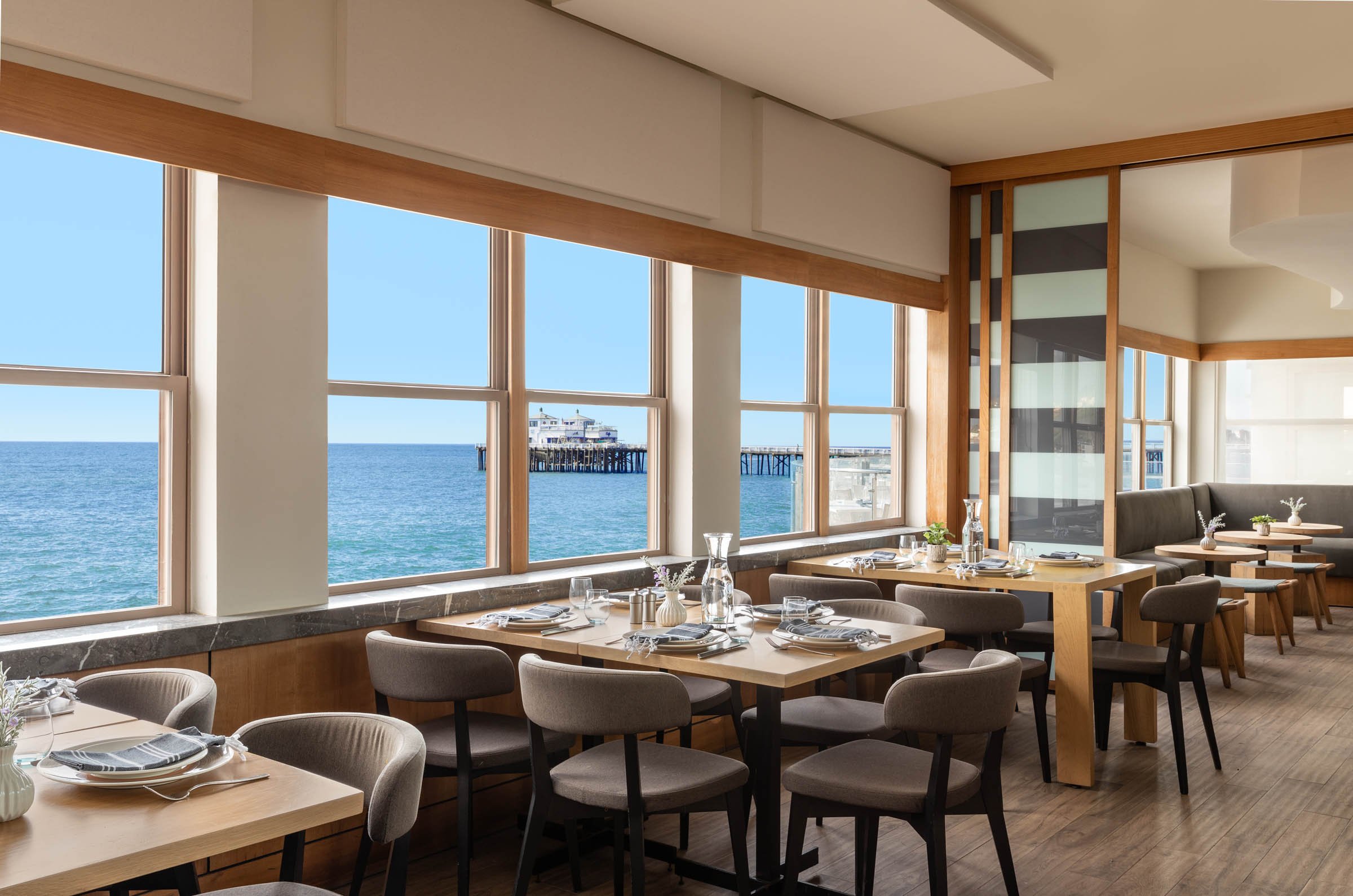 Malibu Beach Inn 25/45