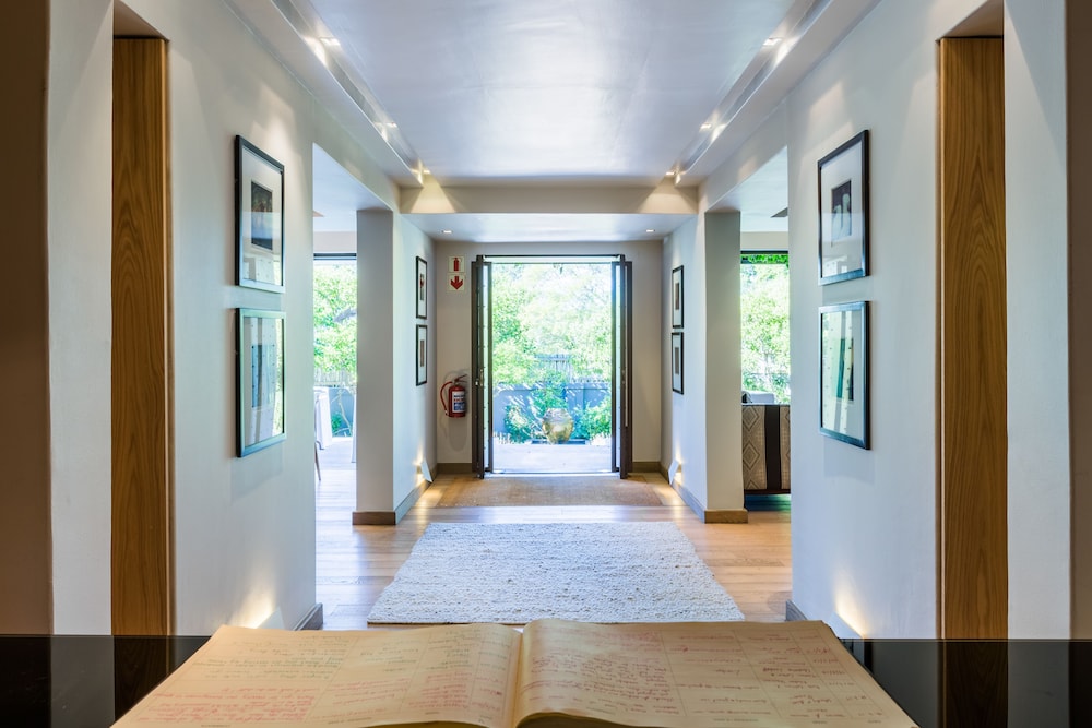 Kensington Place 13/50