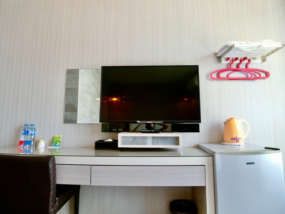 S&amp;E Hotel 13/61
