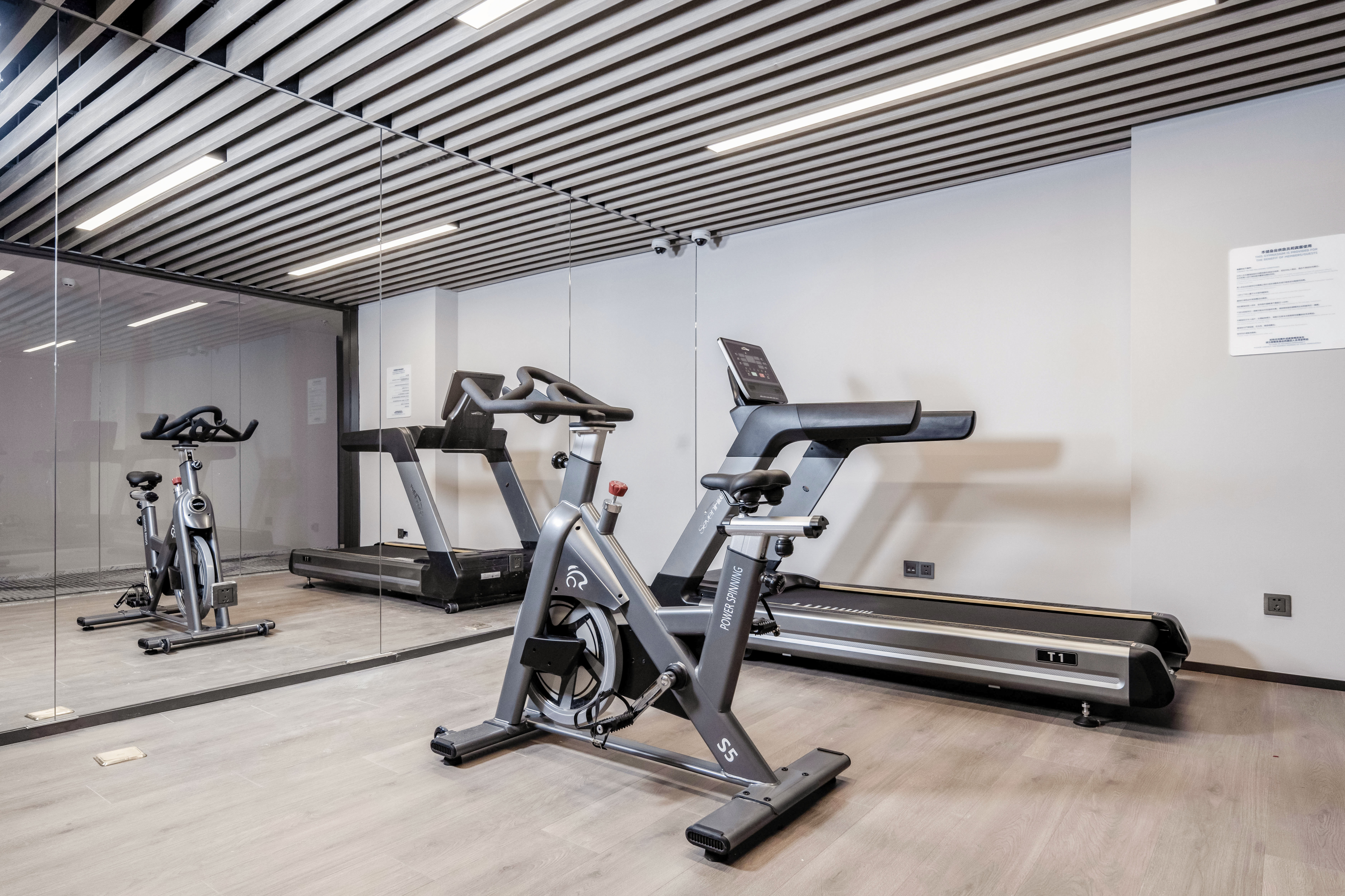 Holiday Inn Express Shanghai Hongqiao Linkong 8/24