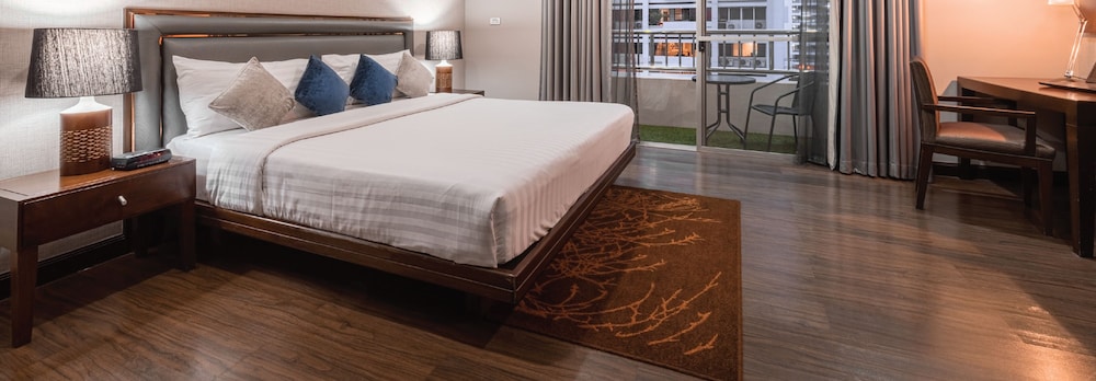 Grand Mercure Bangkok Asoke Residence 24/69