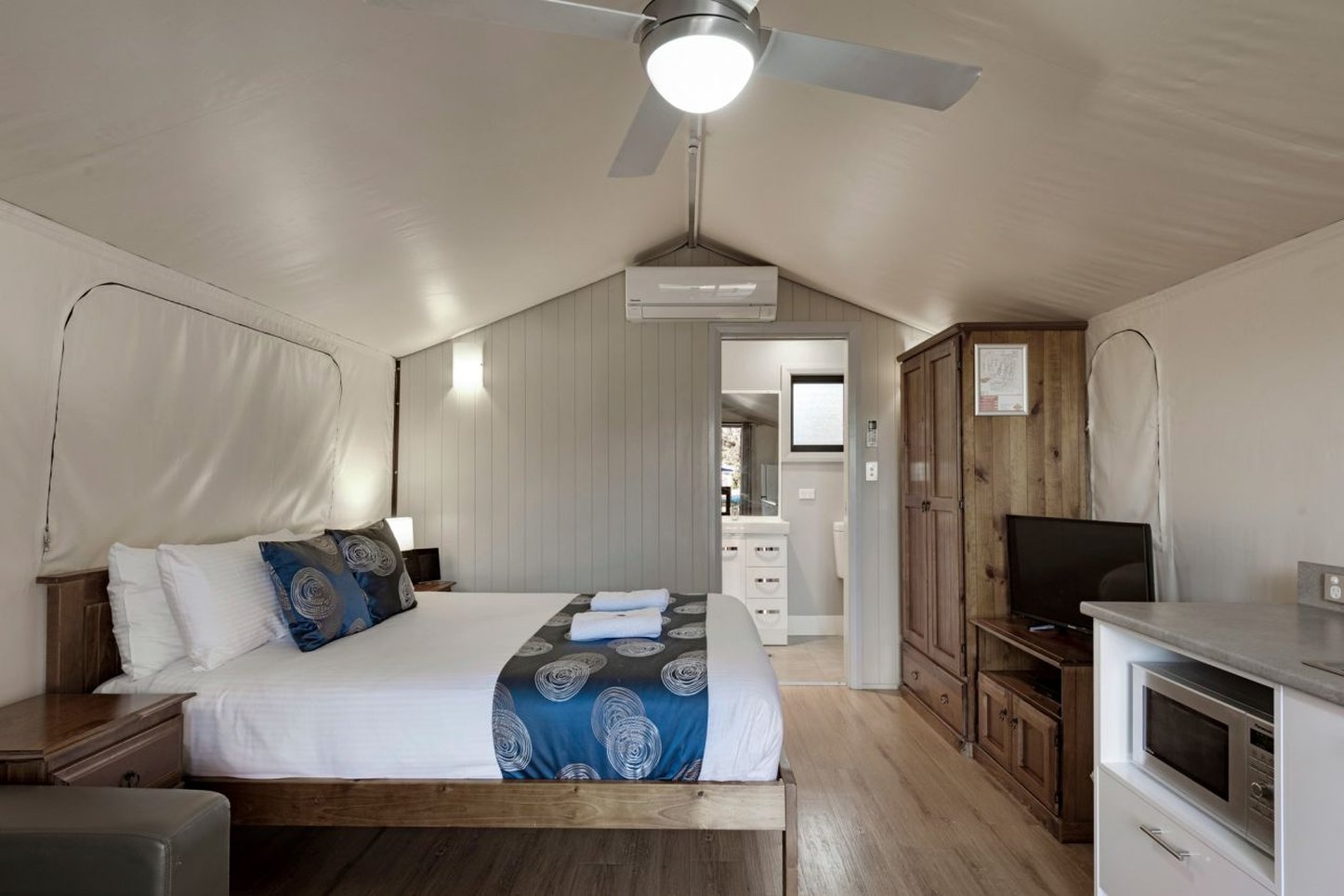 Safari, Deluxe, Tent