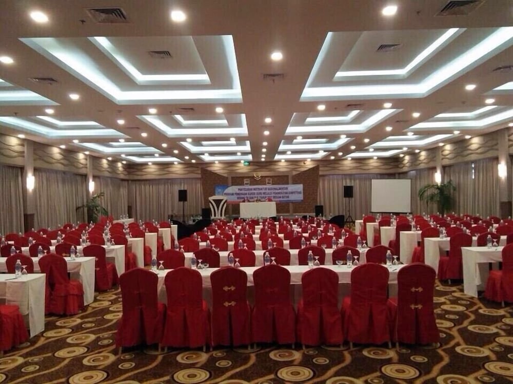 The Golden Bay Hotel Batam 47/53