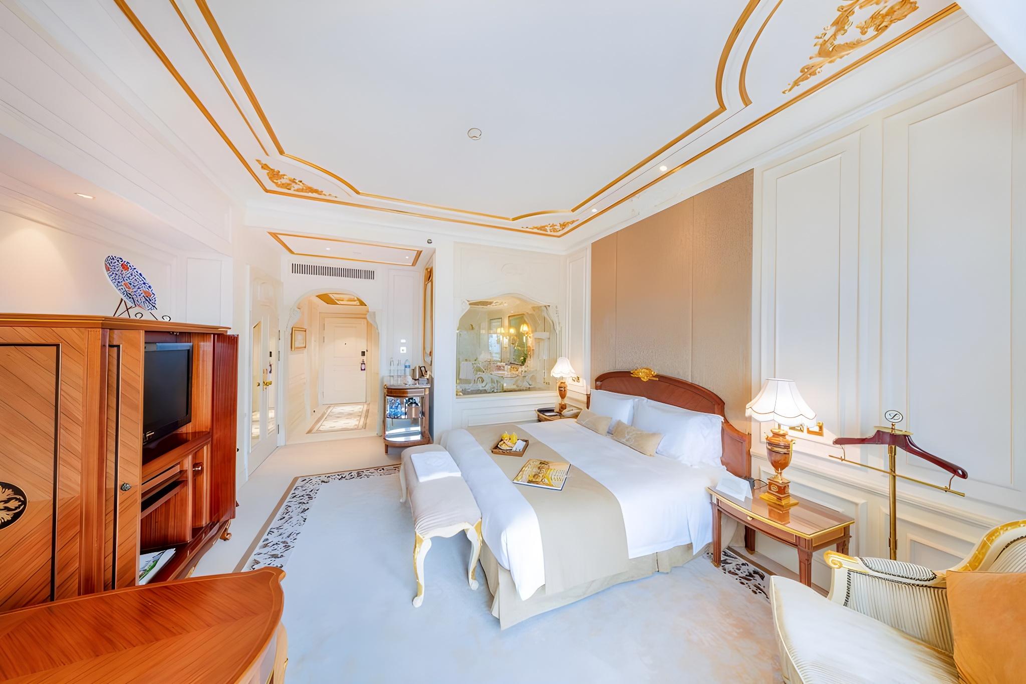 Grand, Noble, Deluxe, King Bed