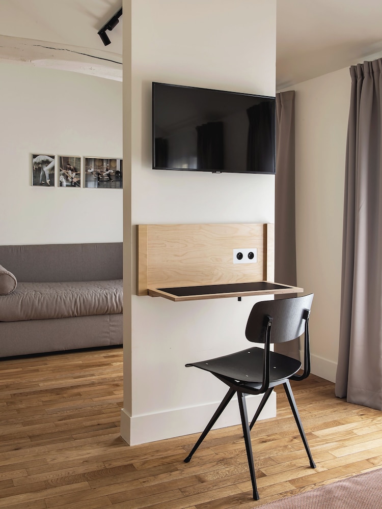 New Hotel Opera 37/57