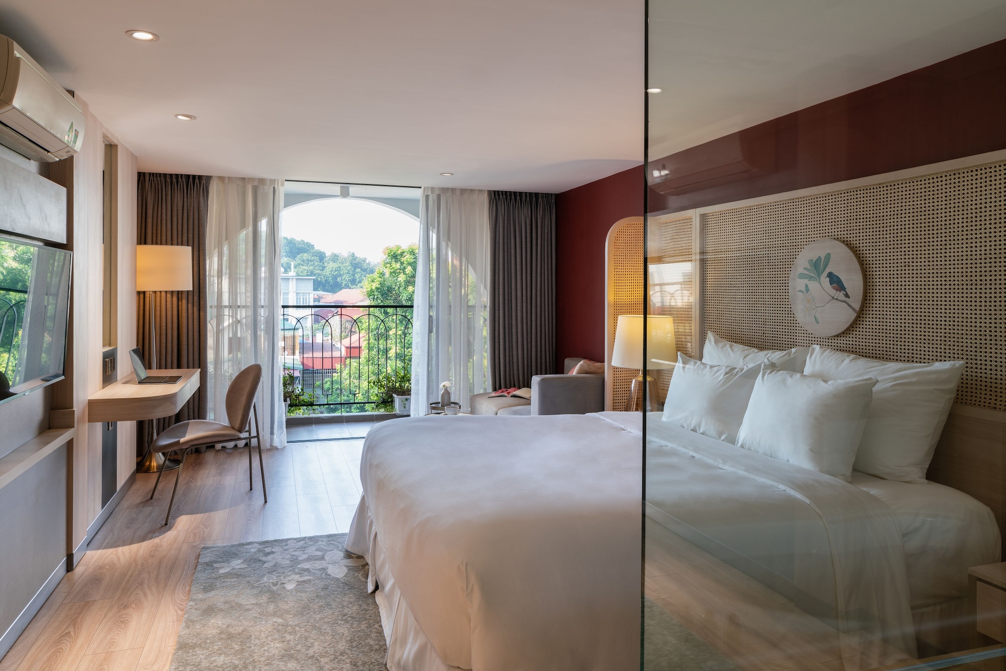 THE LEVEL, PREMIUM, DOUBLE BED