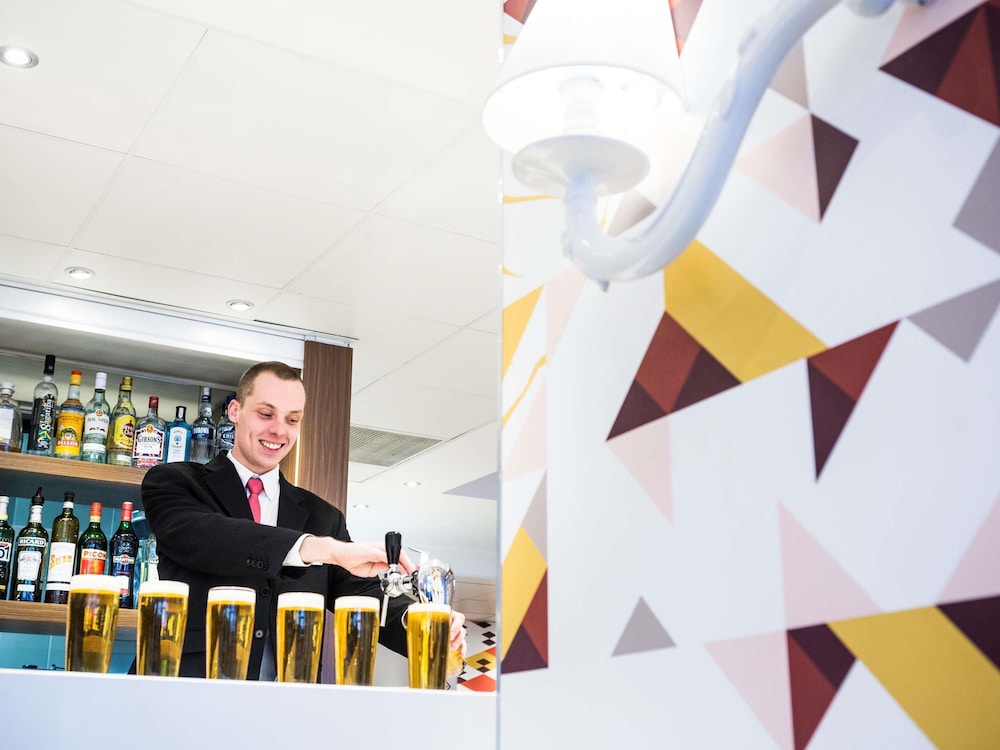 Mercure Szekesfehervar Magyar Kiraly 12/64