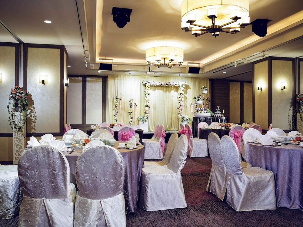 Grand Mercure Singapore Roxy 44/66