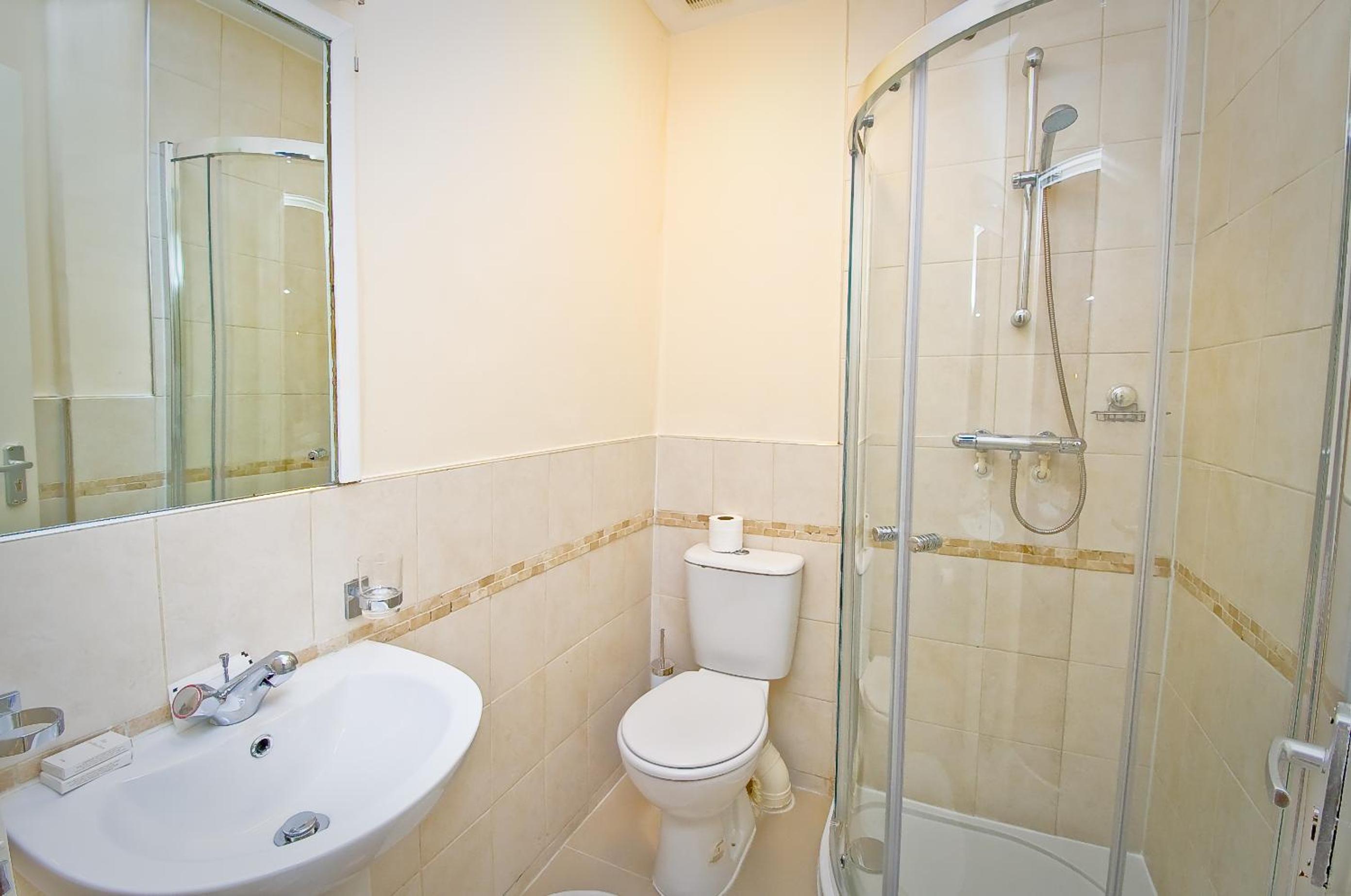 Leigh House Hotel 33/33