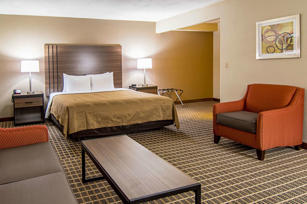 Best Western Plus Laurel 24/51
