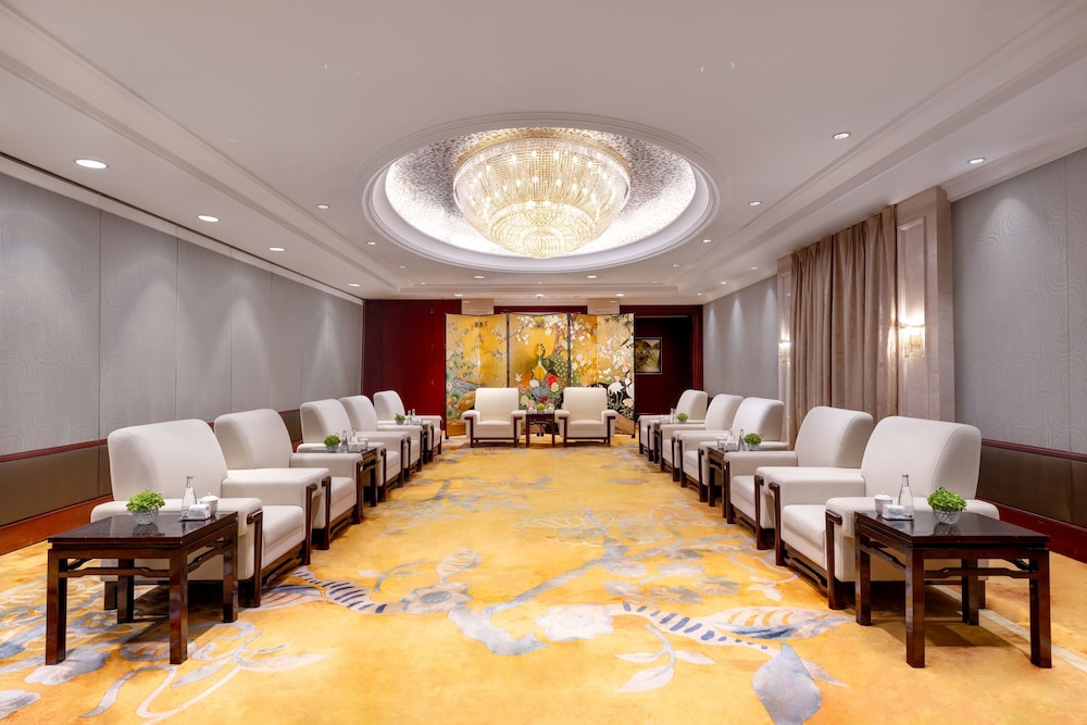 Shangri-La Suzhou 30/50