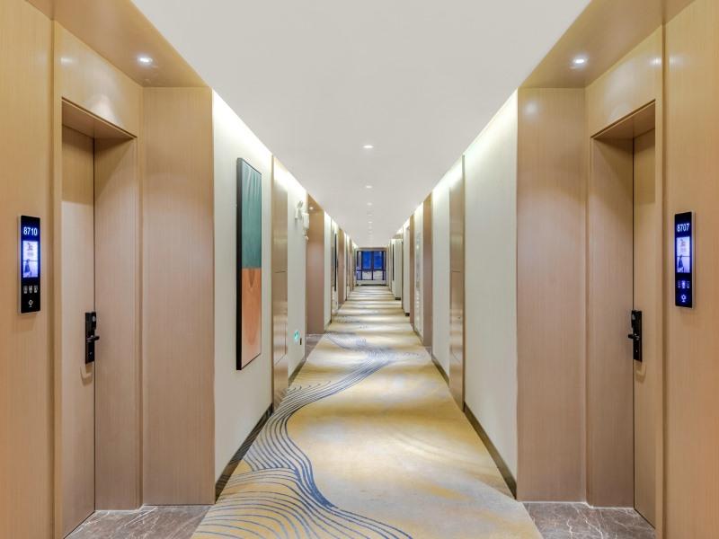 GreenTree Eastern Chizhou Changjiang Middle Road RT-Mart Hotel 26/45