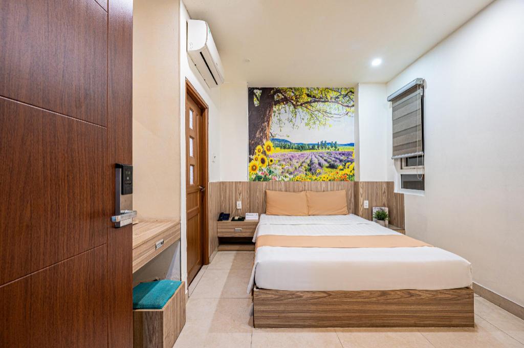 Cozrum - Love Hotel Tran Binh Trong 37/54