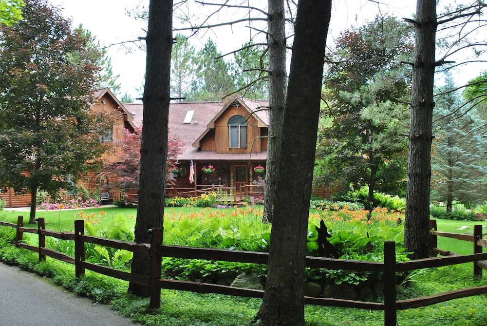Horton Creek Inn Bed and Breakfast 59/66
