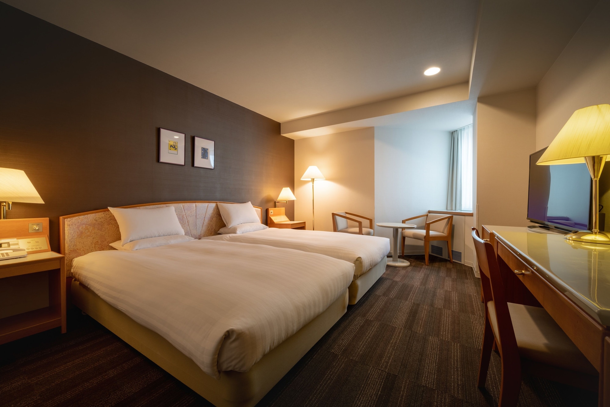 Hollywood, Twin Beds