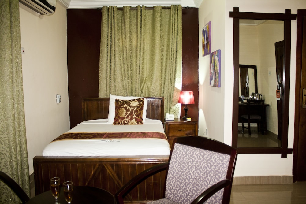 Grand Star Hotel 11/42