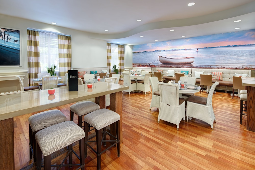 voco Sarasota, an IHG Hotel 42/71