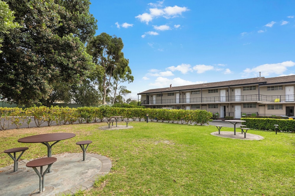 Ibis Styles Albany 54/59