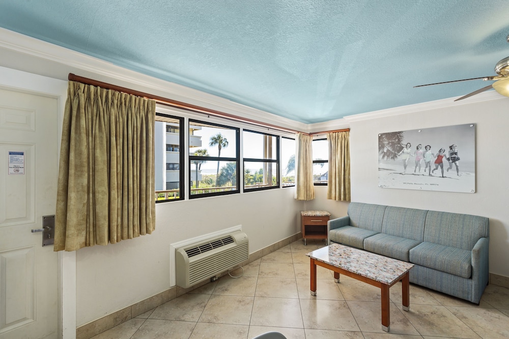 Plaza Beach Hotel Beachfront Resort 25/47