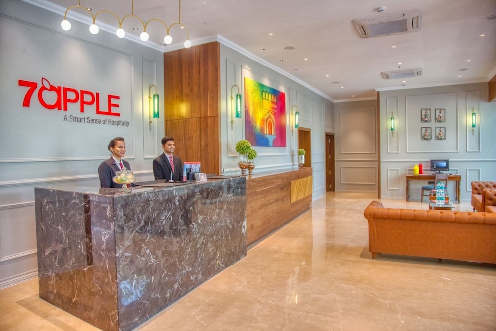 7 APPLE HOTEL VIMANNAGAR, PUNE 7/52