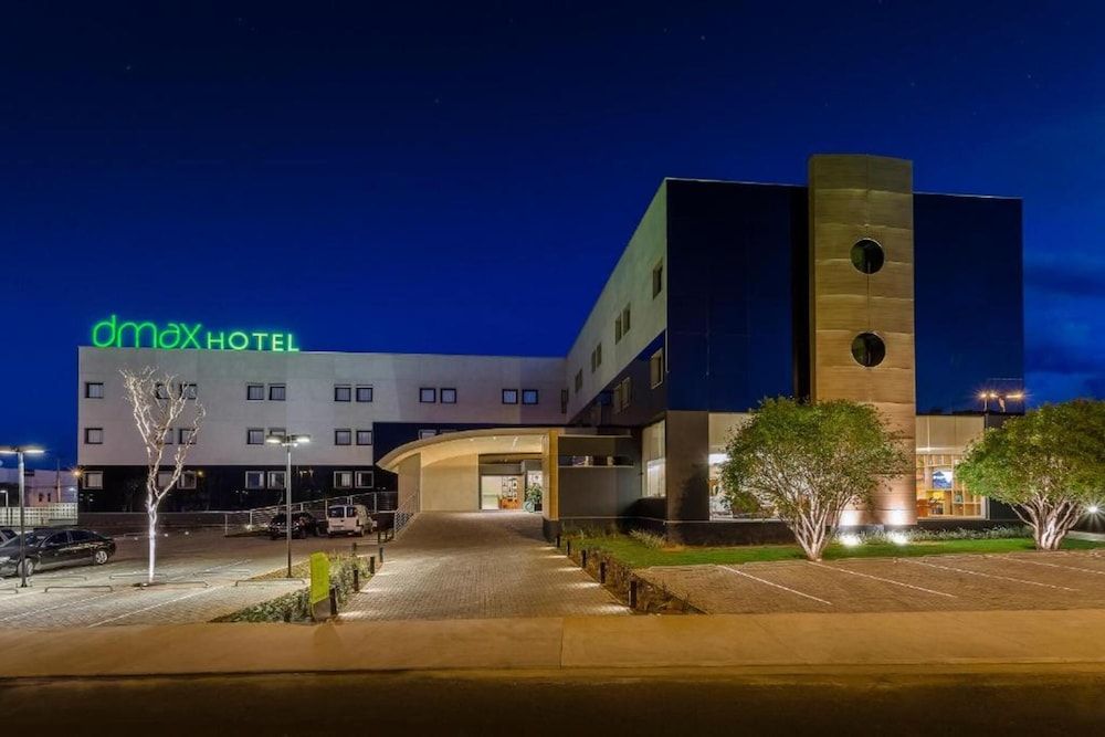 DMax Hotel 7/50