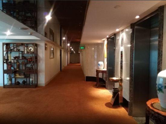 Shipai Hotel 34/37