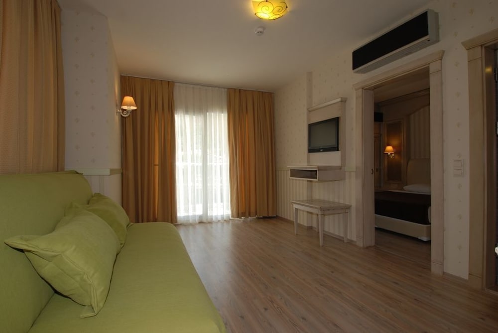 Mersoy Bellavista Hotel 32/50