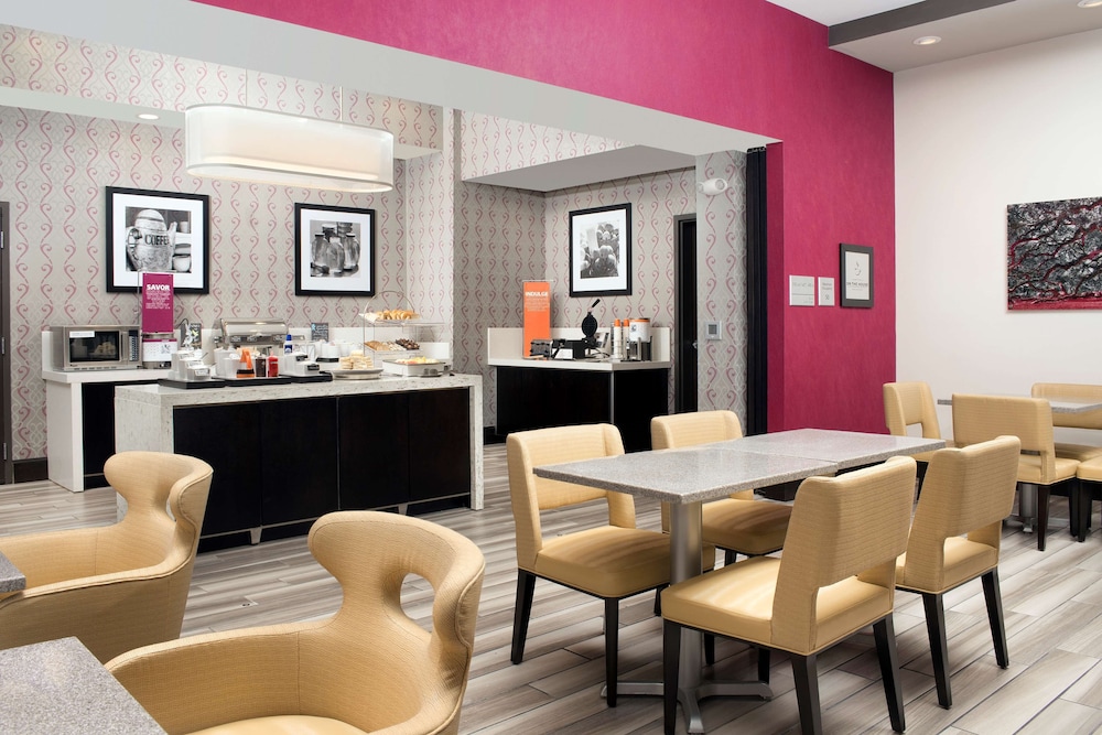 Hampton Inn Huntsville/Village Of Providence Al 46/47