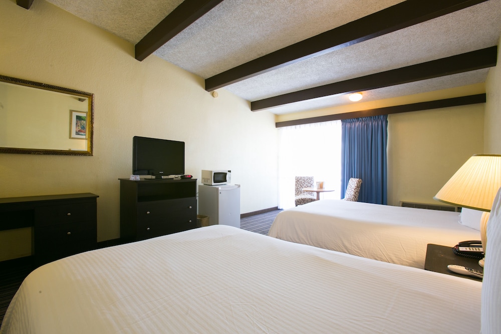 Hollywood Gateway Inn 13/28