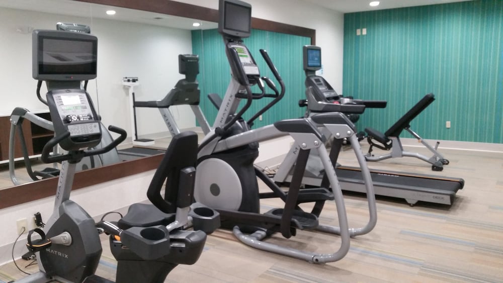 Holiday Inn Express And Suites Pigeon Forge Sevierville 27/49