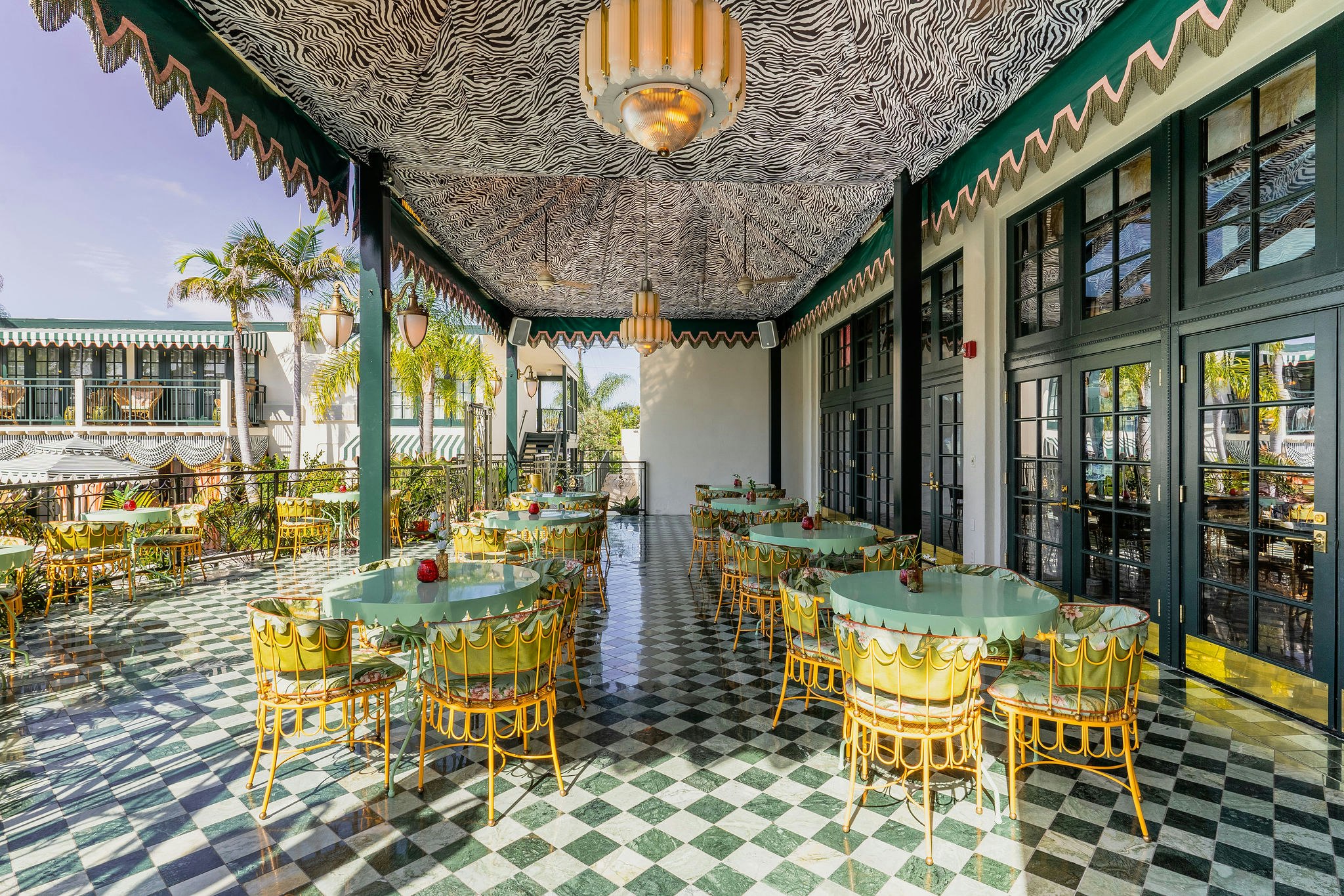 The Lafayette Hotel And Club 23/30