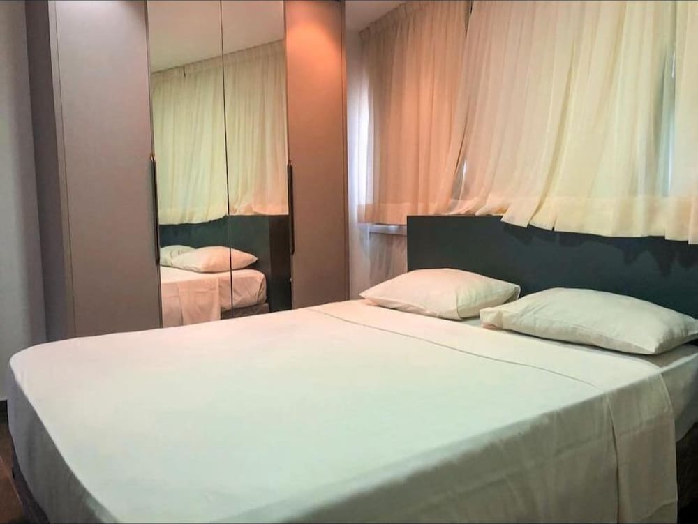 STANDARD, DOUBLE BED