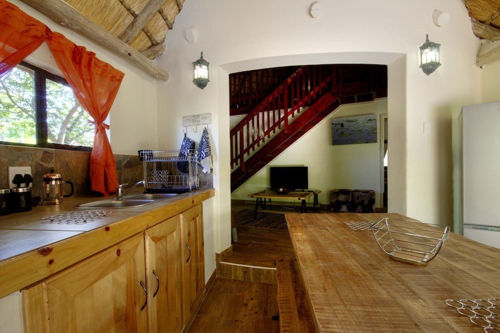 Monzi Safari Lodge 4/69